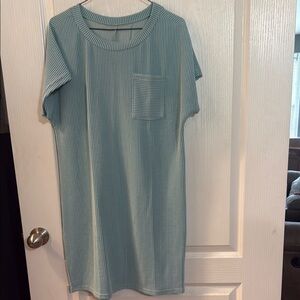 Green Casual Dolman Sleeve Midi Dress